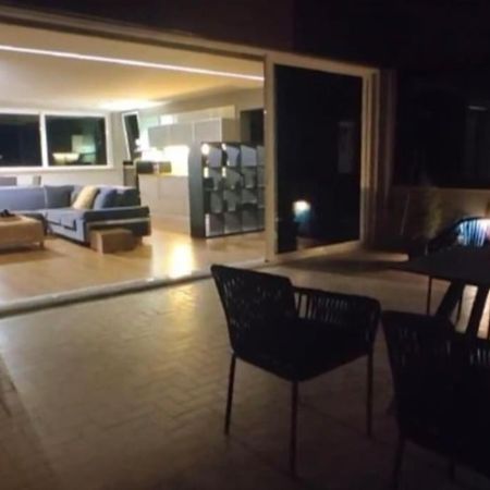 Luxury Loft By Boy Apartment Patras Bagian luar foto