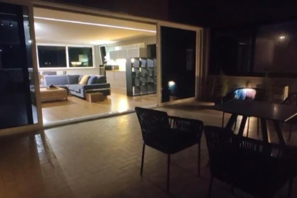 Luxury Loft By Boy Apartment Patras Bagian luar foto