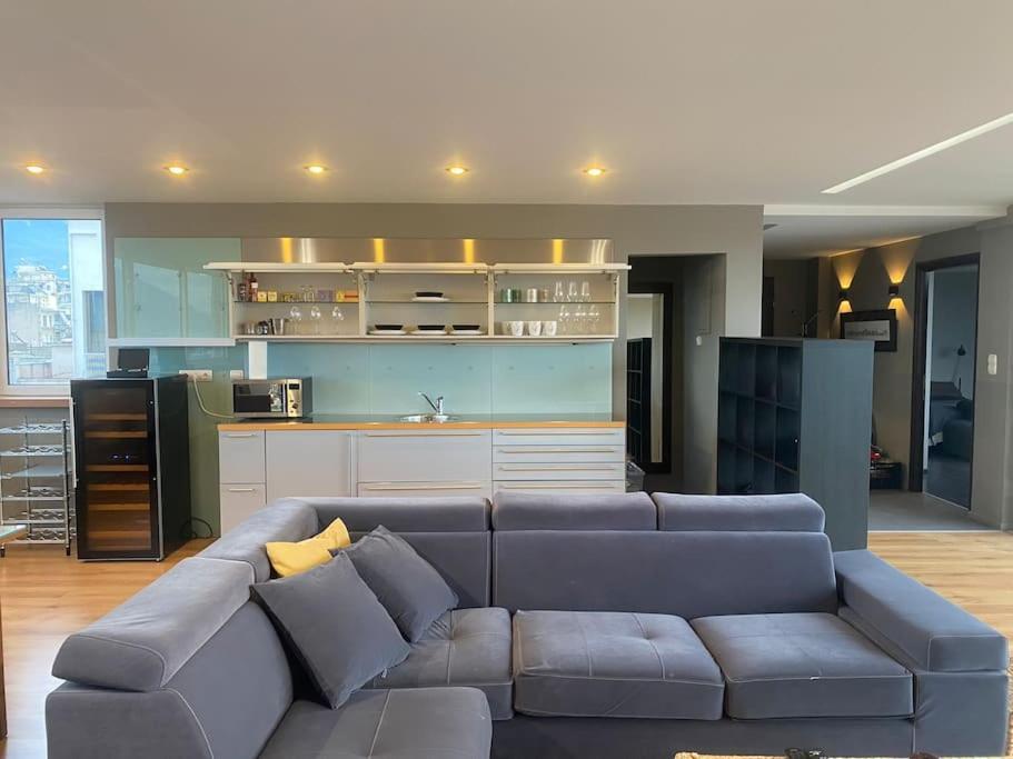 Luxury Loft By Boy Apartment Patras Bagian luar foto